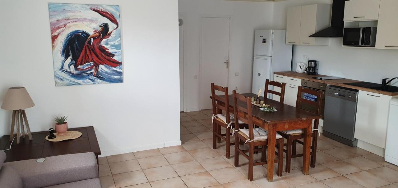 בוניפסיו Bel Appartement Dans Hameau Calme מראה חיצוני תמונה